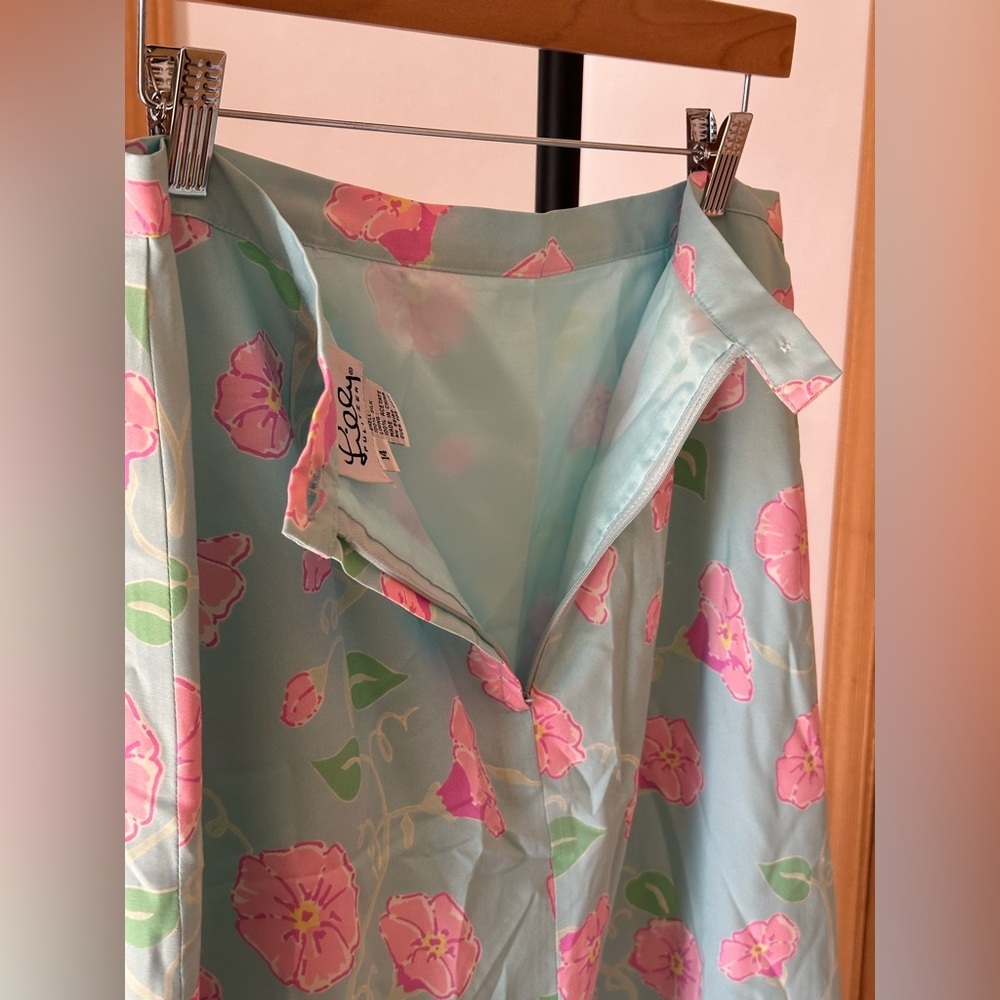 Lilly Pulitzer Maxi Skirt in Light Blue and Pink Floral - Picture 11 of 12